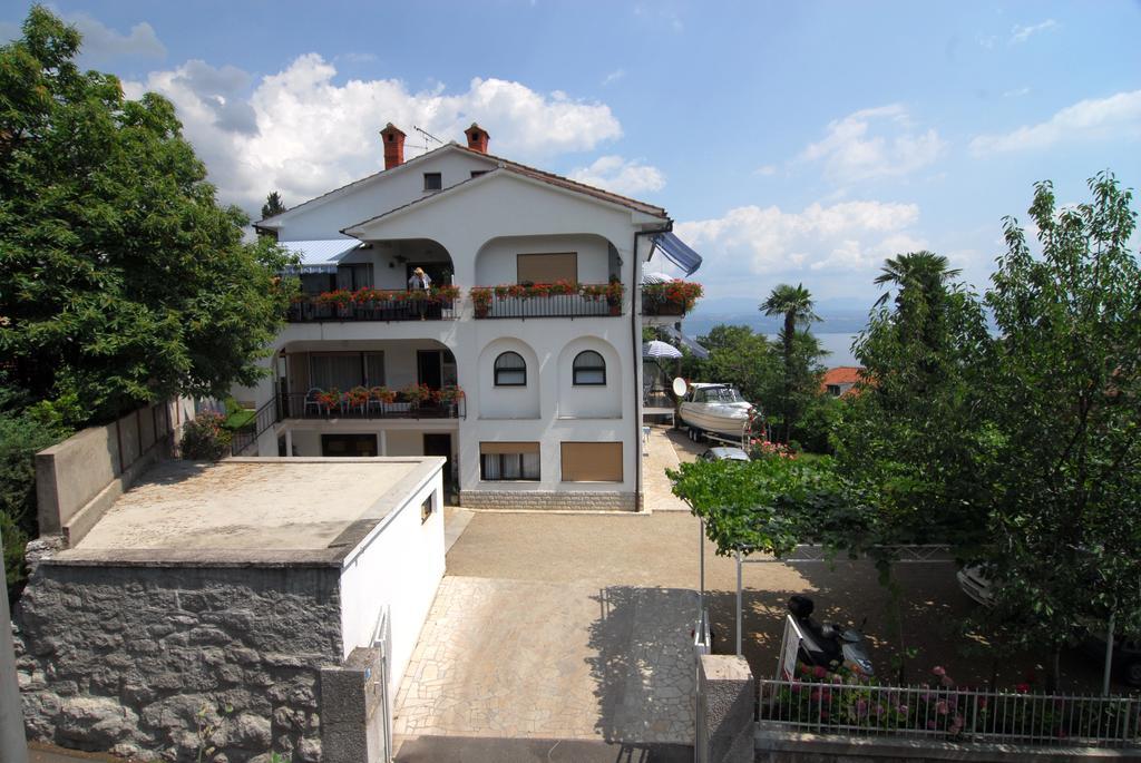 Guesthouse Villa Stanger Lovran Buitenkant foto